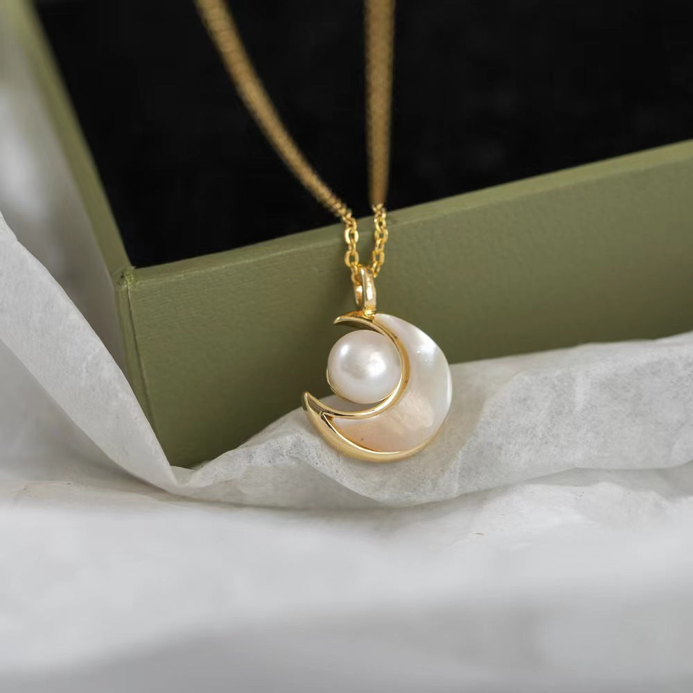 Shell Moon Nature pearl Necklace